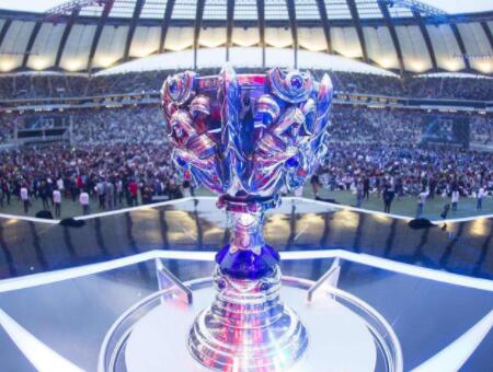 Twistzz ： ＂当我们来到这个赛事时，我觉得我们是冠军争夺者＂